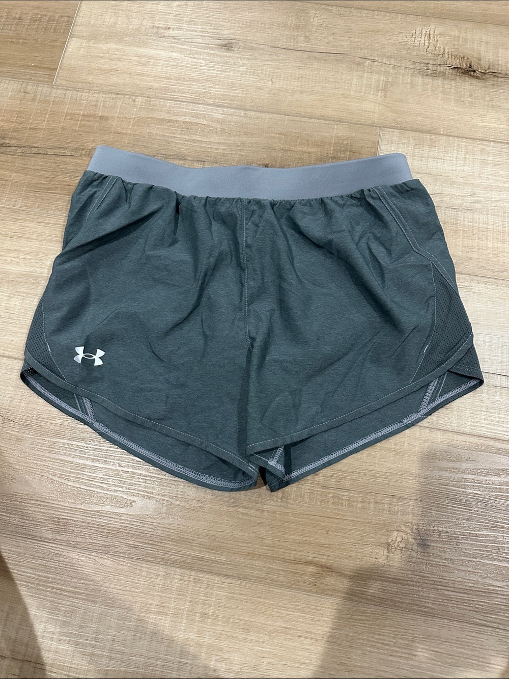 Under Armour Women's Dark Gray Athletic Shorts with Light Gray Waistband